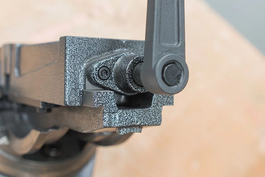 Тиски станочные STALEX QHK160