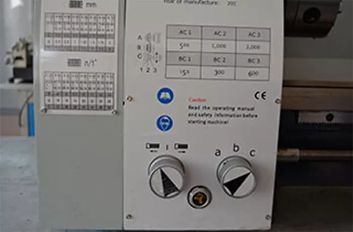 Токарный станок с вариатором MML 280X700 V (2870V)