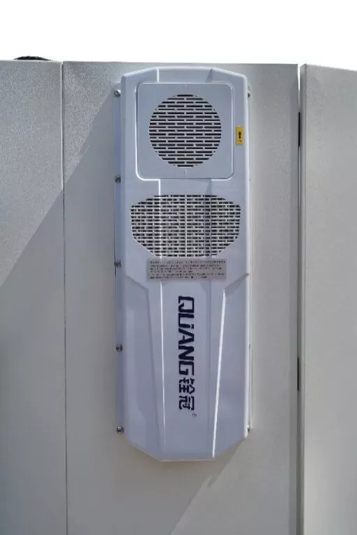 Вертикальный обрабатывающий центр с ЧПУ MILLMASTER VMM-1050 G3