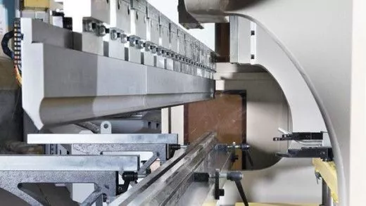 Листогибочный гидравлический пресс Toskar 1500-40 серия RapidFab