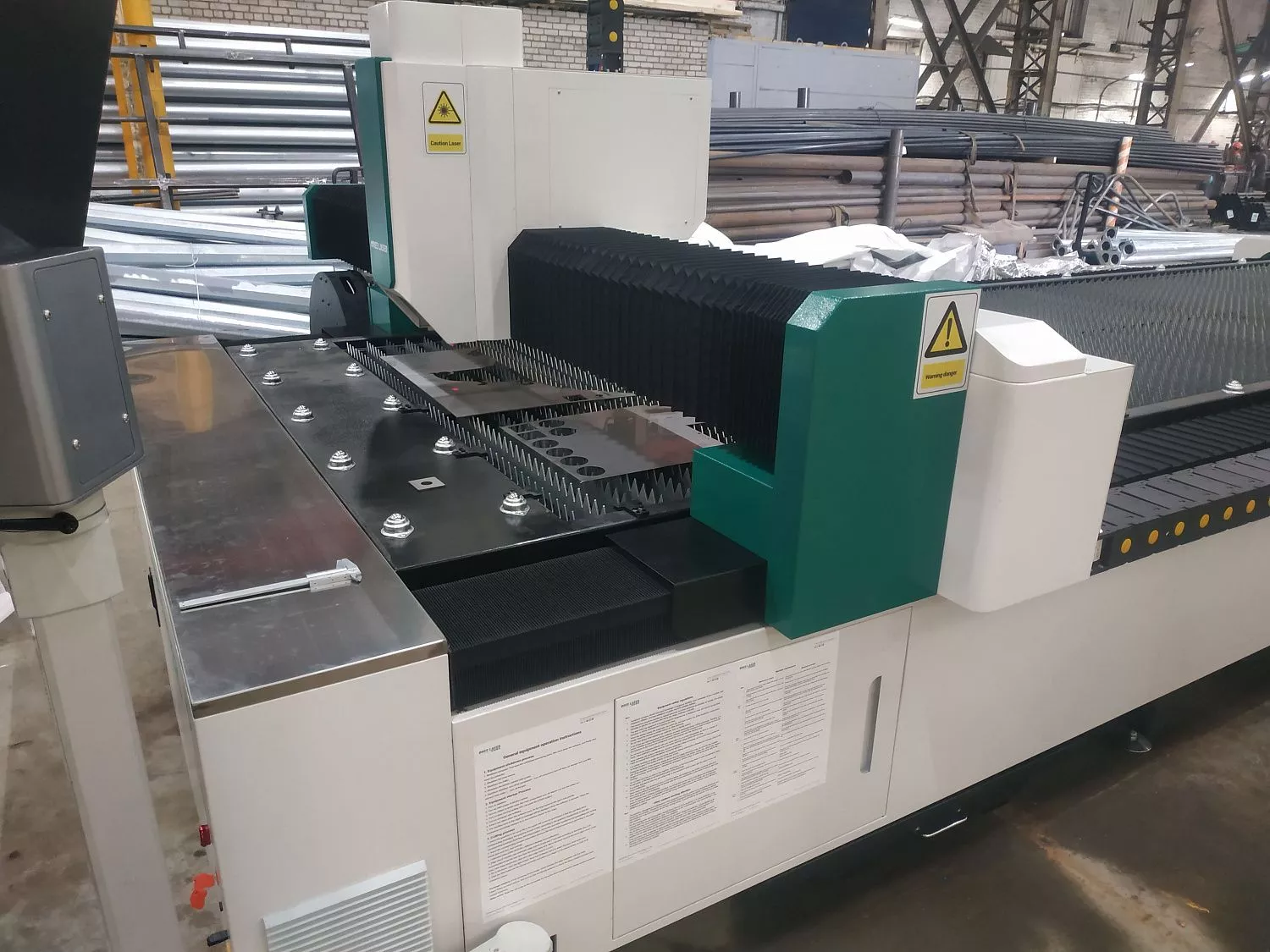 Оптоволоконный лазерный станок для резки металла FM 6015AT6 IPG 1500 Вт Домодедово